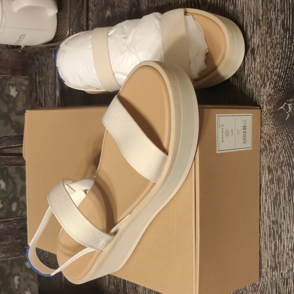 Rothy’s the Lightweight Wedge sandal